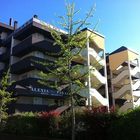 Hotel Fabilia Family 4*