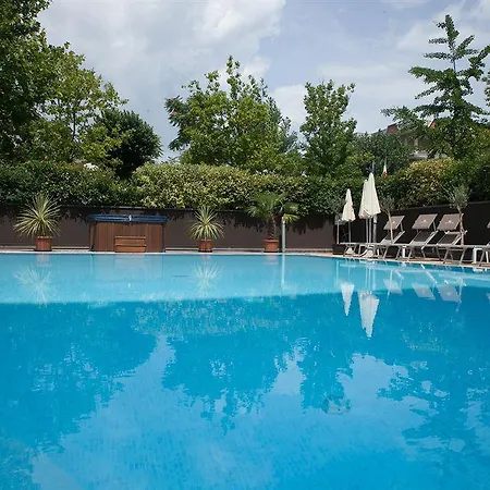 Hotel Fabilia Family