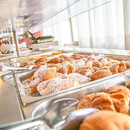 Hotel Fabilia Family