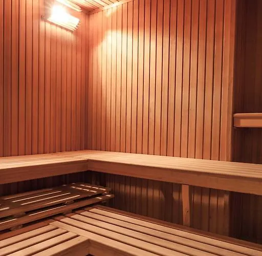 Fabilia Family فندق