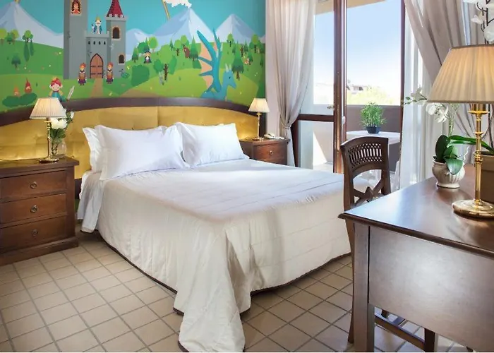 Hotel Fabilia Family 4*